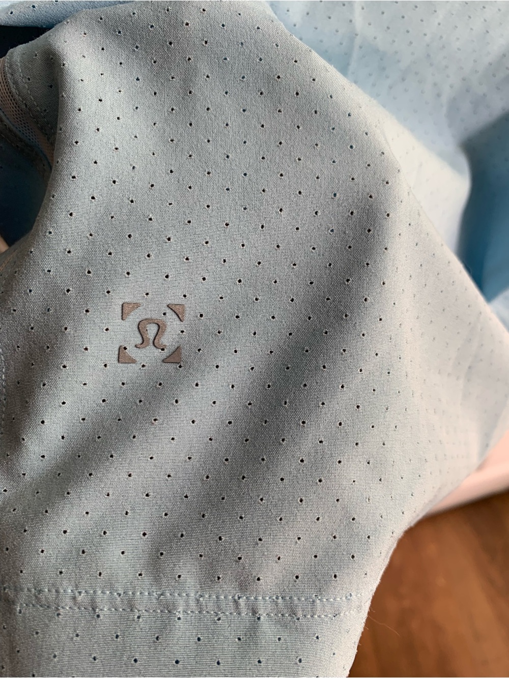 lululemon athletica Light Blue Men’s Athletic Shorts - Picture 3 of 5